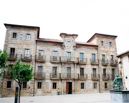 Avilés