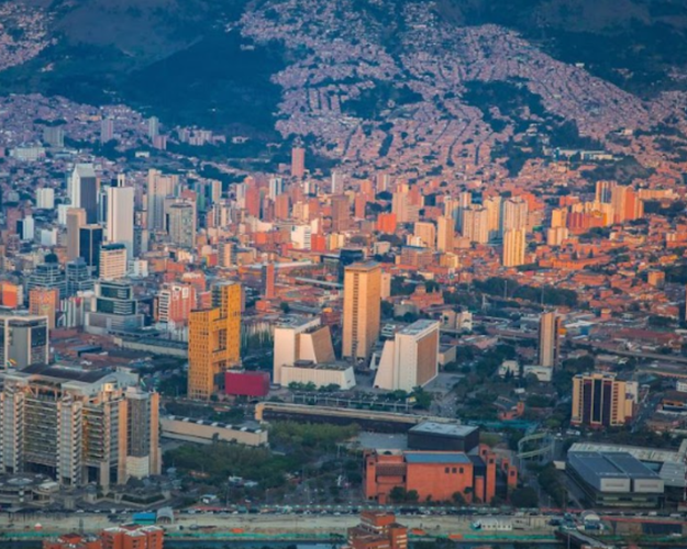 Imagem - Salida Programada Cartagena & Medellín