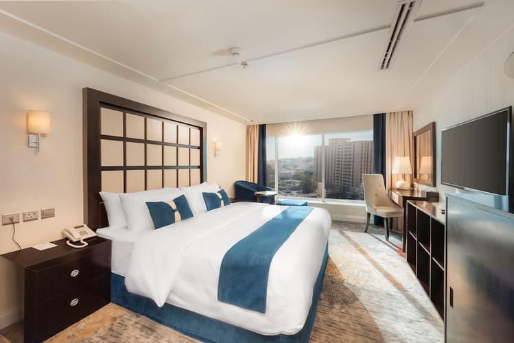 Image - 3 Days. ABHA ( Ø Blue Inn - BB)