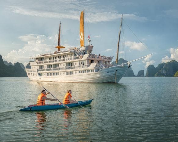 Bild - Faszinierende Vietnam-Tour mit Halong-Bucht-Kreuzfahrt