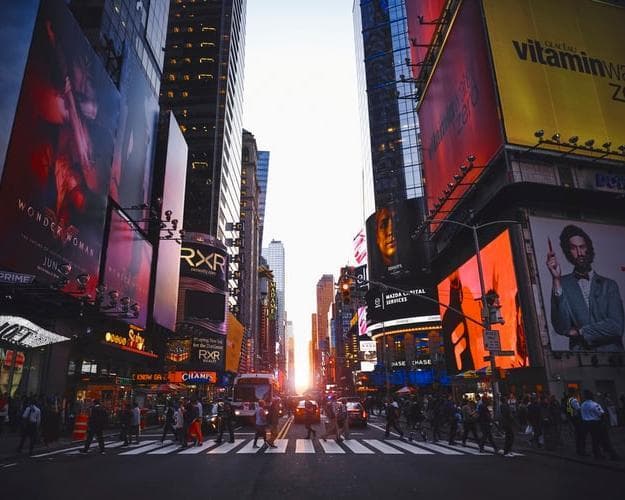 Image - Aura Hotel Times Square, New York City