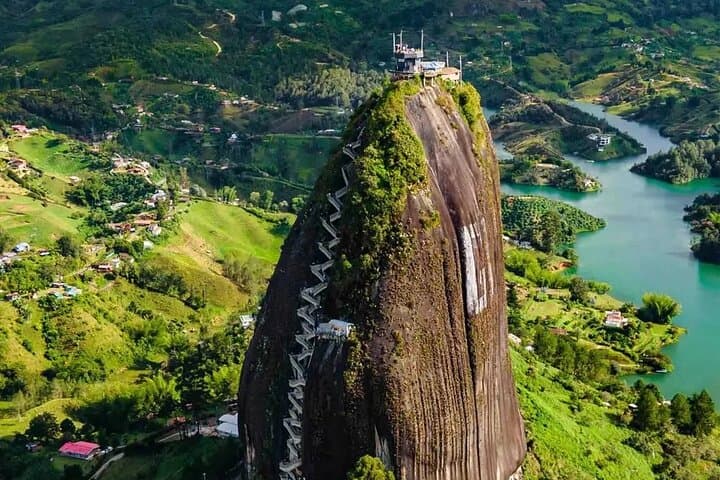 Imagem - 6 DÍA EN MEDELLÍN, COLOMBIA 