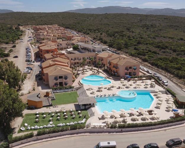Образ - Isola Rossa Resort 4* Pensione Completa LUGLIO