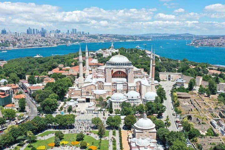 Kuva - 2 Days. 3* ISTANBUL - Mukarnas Pera Hotel (BB)