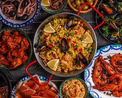 Imagen - ClasePremium de Paella y Sangría en una Impresionante Azotea