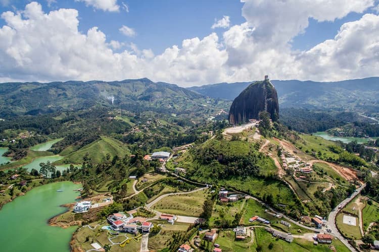 Imagem - SUPER PAQUETE MEDELLÍN, COLOMBIA.