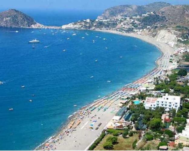 Podoba - Prvomajska ISCHIA 5 noči + rent'a'car