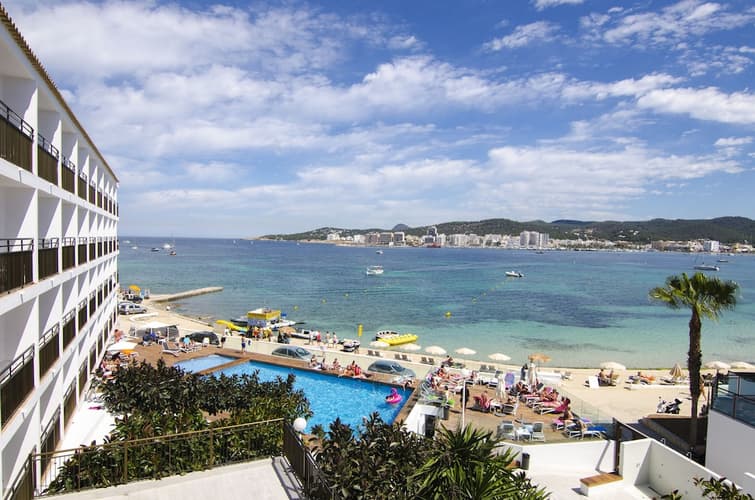 Beeld - Strandvakantie Ibiza