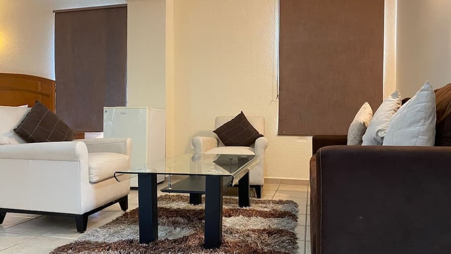 Image - Avión + Hotel, Ixtepec 12 al 15-Dic, 25