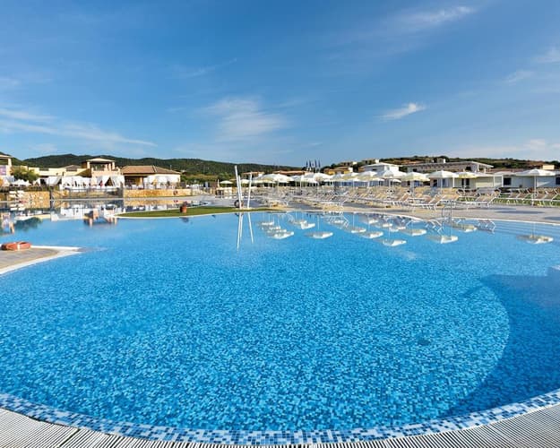 Образ - Secret Village Budoni 4* Pensione Completa AGOSTO