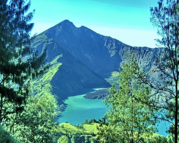 Image - Indonesia for 5 Adults 