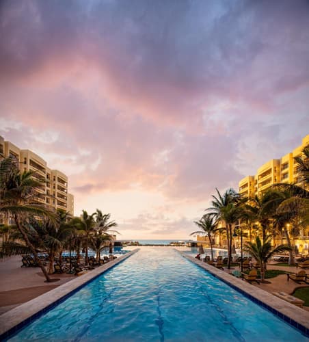 Image - The Royal Sands Resort & Spa All Inclusive