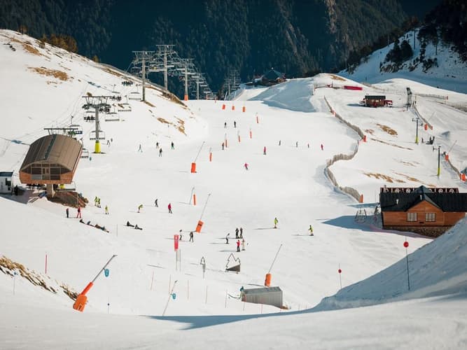 Imagen - Viaja a esquiar a Andorra desde Barcelona