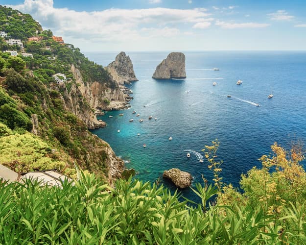 Image - Capri Tour between nature and beauty