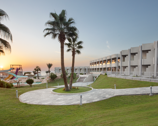 Image - V Hotel (ex Pyramisa)