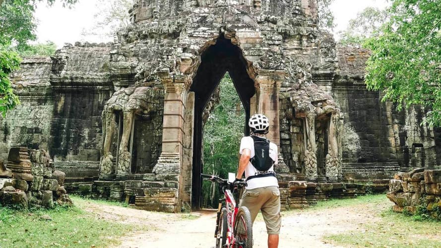 Image - In bicicletta da Phnom Penh a Siem Reap (con guida in ingles