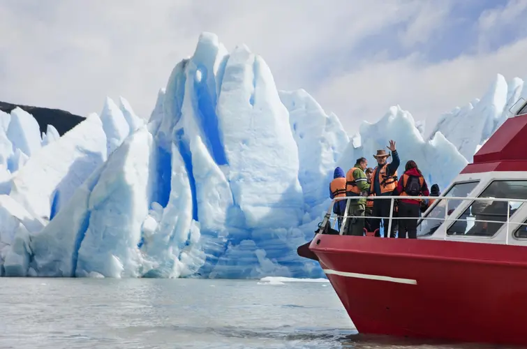 Imej - Patagonia - 4 Días, Visita a Navegación Balmaceda y Serrano
