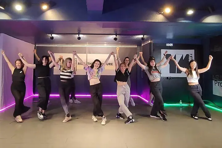 Imagine -  Circuit in pasi de dans K-pop, Coreea de Sud - martie 2026