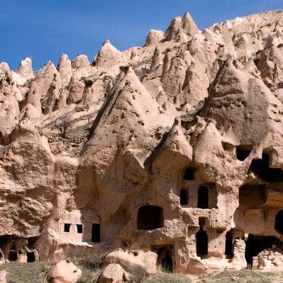 Il caratteristico paesaggio lunare, i villaggi trogloditi e le chiese rupestri della Cappadocia - Cappadocia
