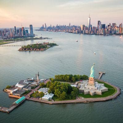 Visitare Ellis e Liberty Island, simboli della storia e del sogno americano - New York NY