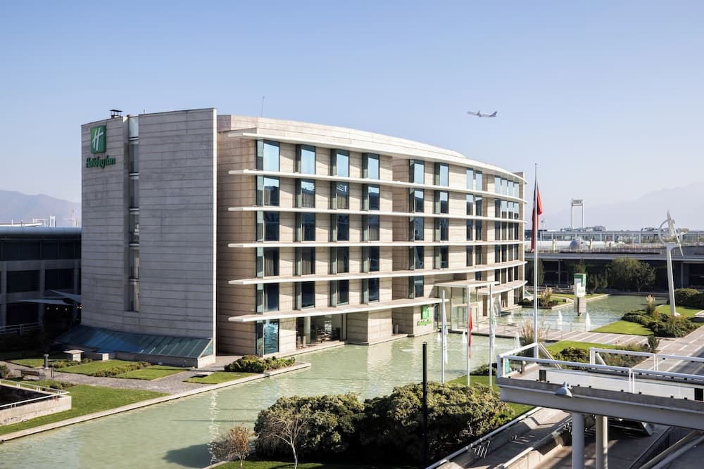Holiday Inn Santiago - Airport Terminal by IHG