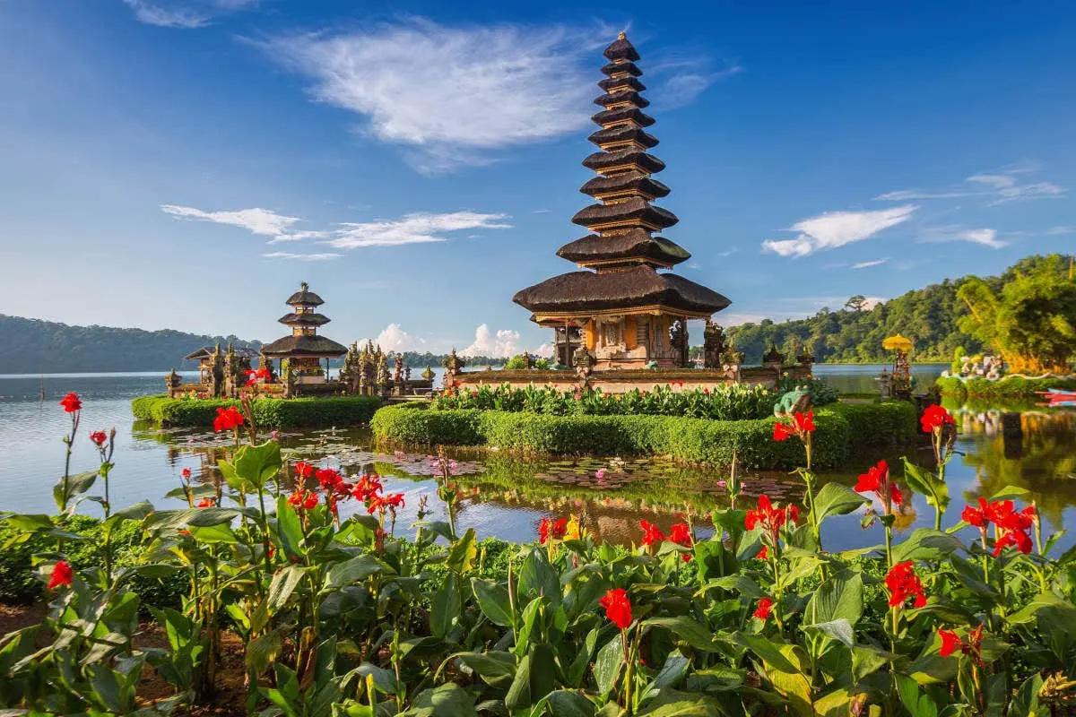 Tanah Lot, the Nung Nung Waterfalls & Bedgul Private Tour