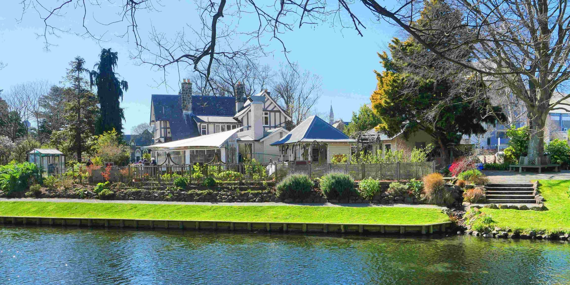 DIA 2: EXPLORANDO O LAGO BRUNNER E RELAXANDO