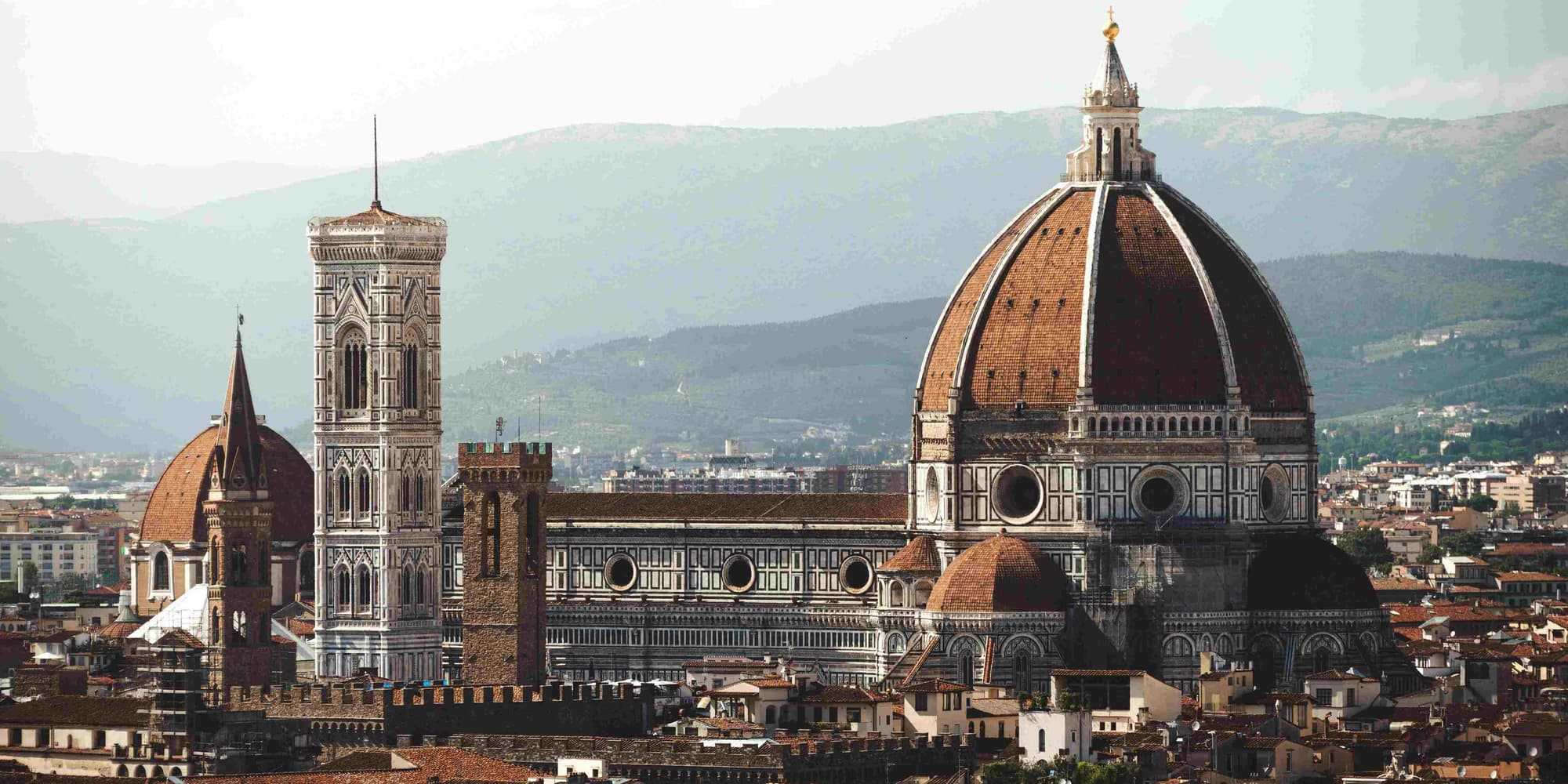 DAY 4: GETAWAY TO TUSCANY – VINEYARDS AND DREAMY LANDSCAPES