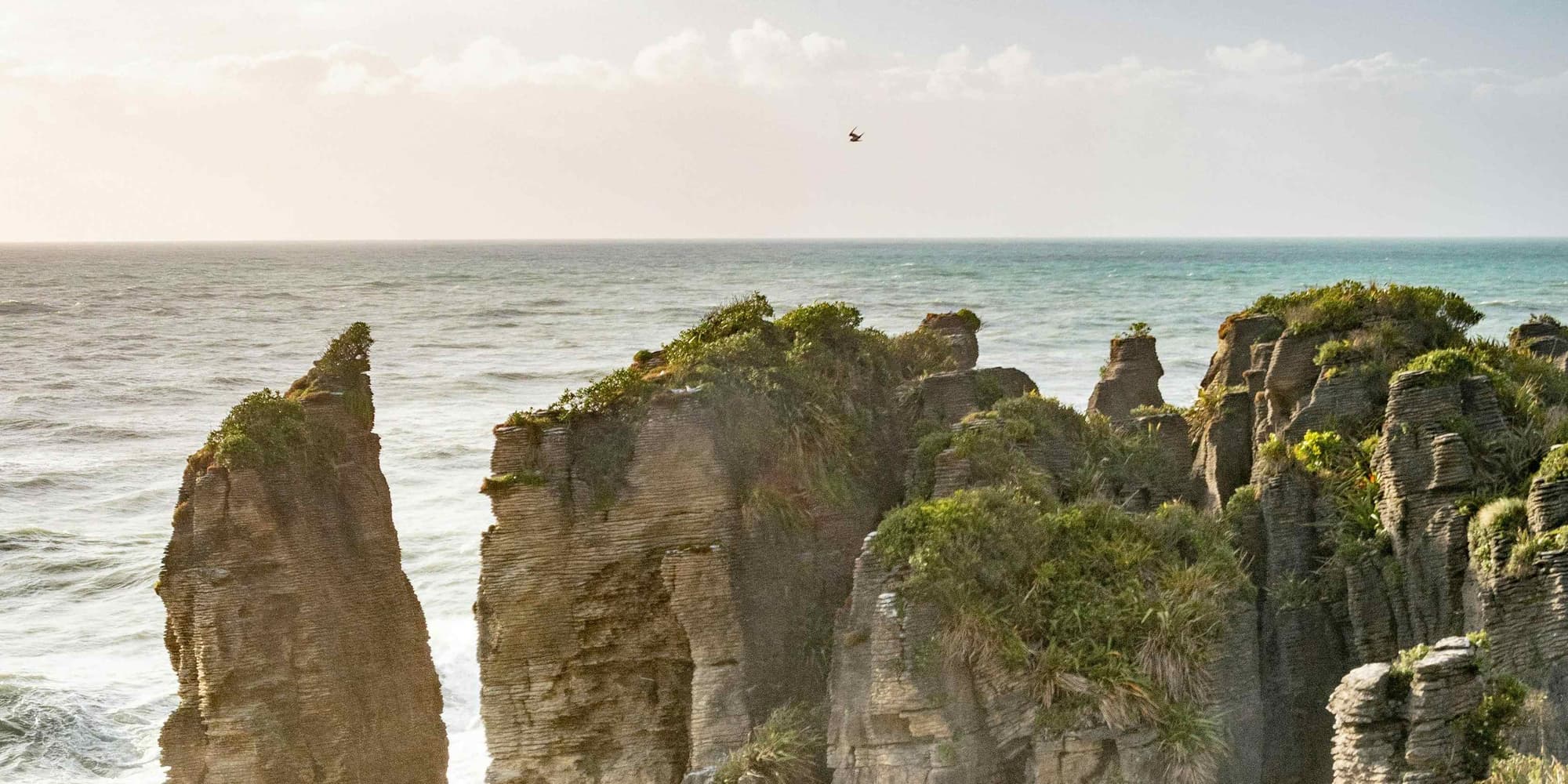 DIA 3: AVENTURA NA SELVA E LITORAIS ESPETACULARES