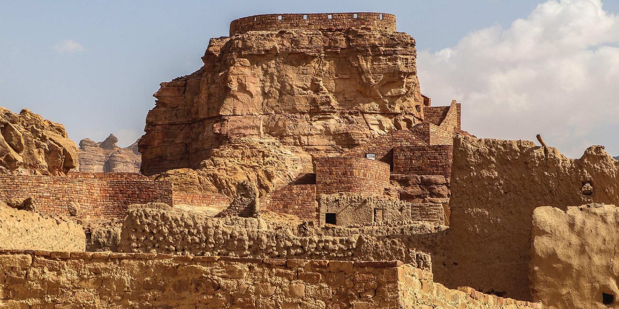 GIORNO 4: LUNEDÌ-HA'IL-JUBBAH-AL ULA (580 km)