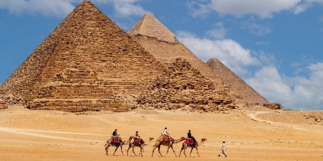 DAY 2 CAIRO – PYRAMIDS – MEMPHIS AND SAKKARA (B, L)