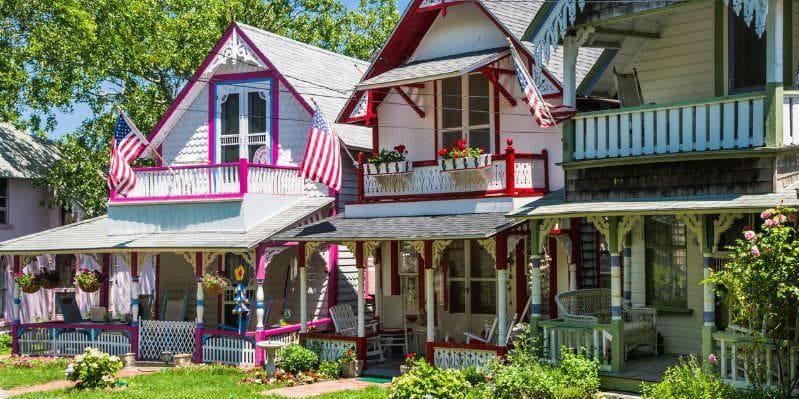 HYANNIS/ WOODS HOLE/MARTHA’S VINEYARD/NEWPORT