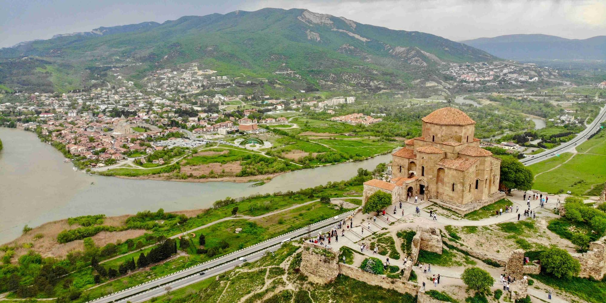 DAY 3: ADVENTURE AND TRADITION IN KAZBEGI AND TRUSO VALLEY