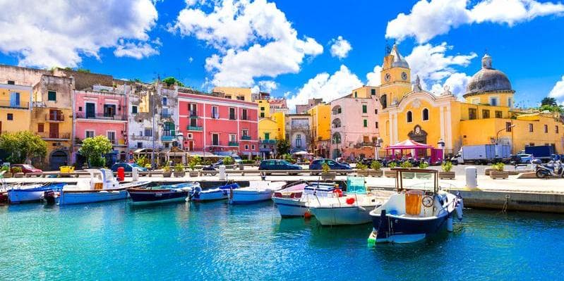 DAY 2 - SUNDAY: MILAN, PORTOFINO, SANTA MARGHERITA LIGURE, RAPALLO, LA SPEZIA