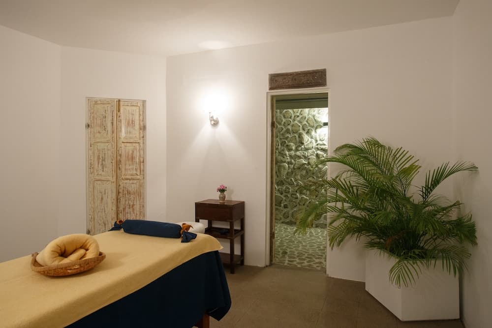 Equator Village, Treatment room