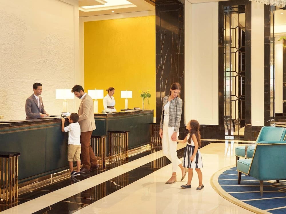 Fairmont Amman, Lobby