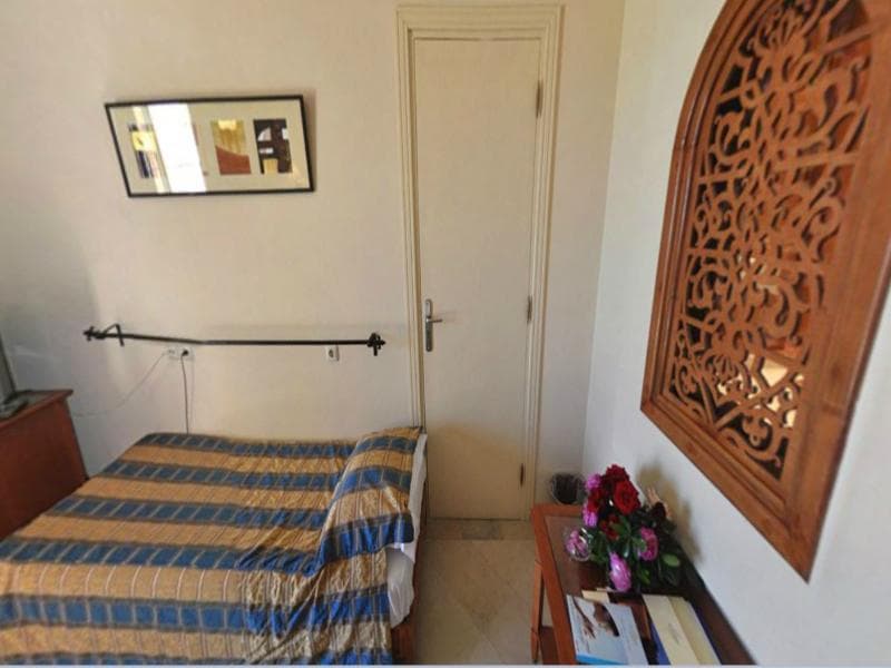 Alhambra Thalasso, Room