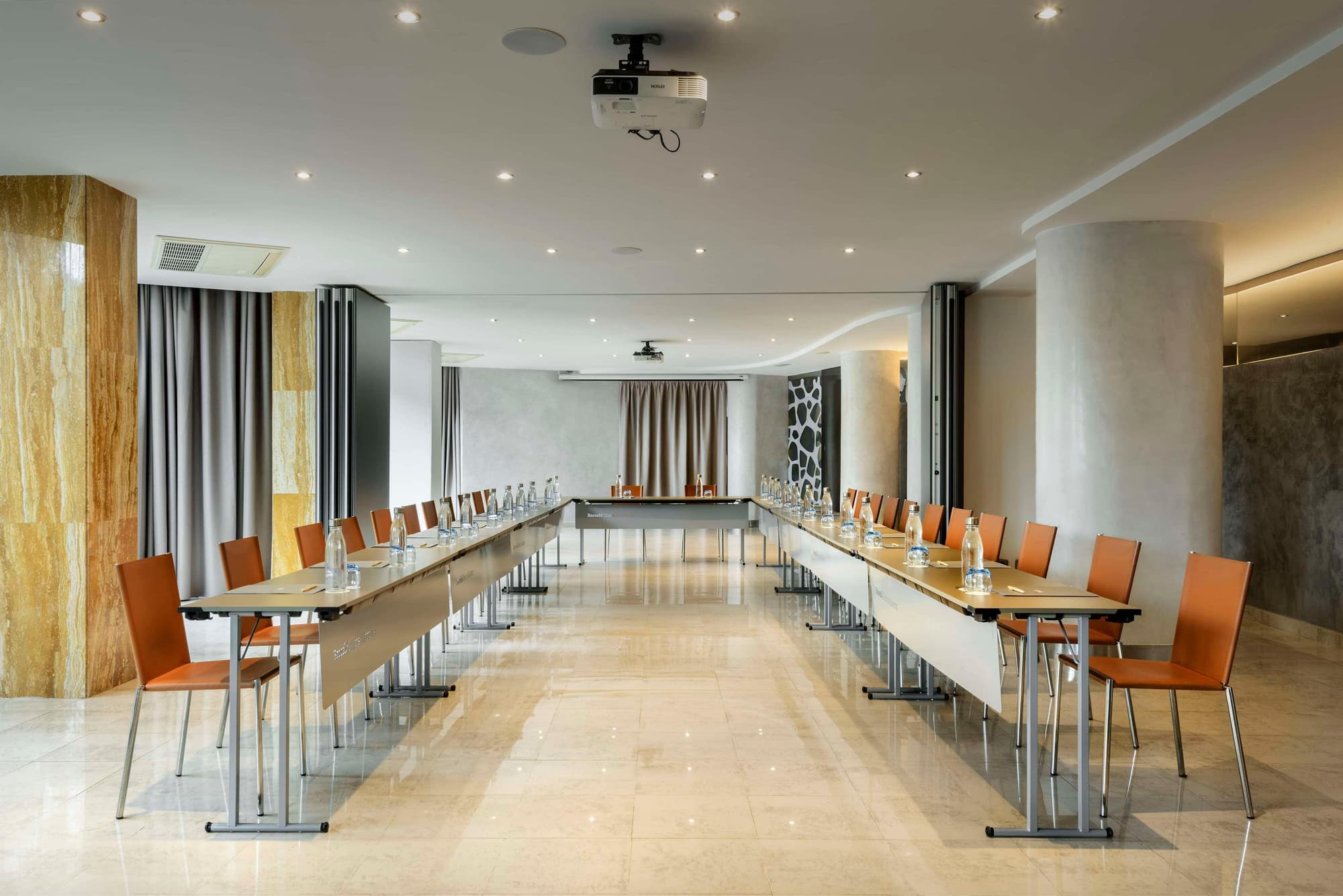 Barcelo Illetas Albatros, Conferences