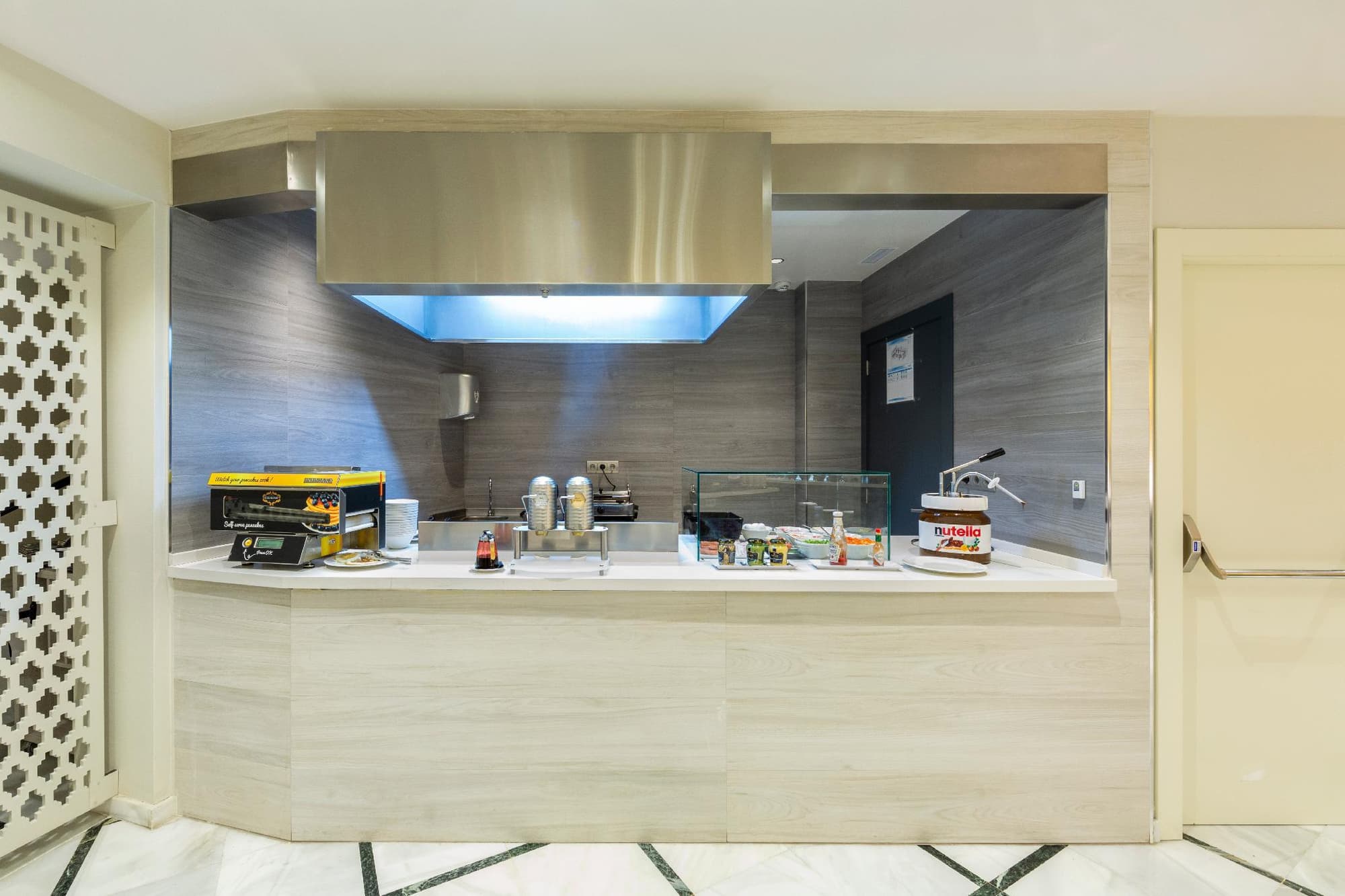 Catalonia Granada, Restaurant