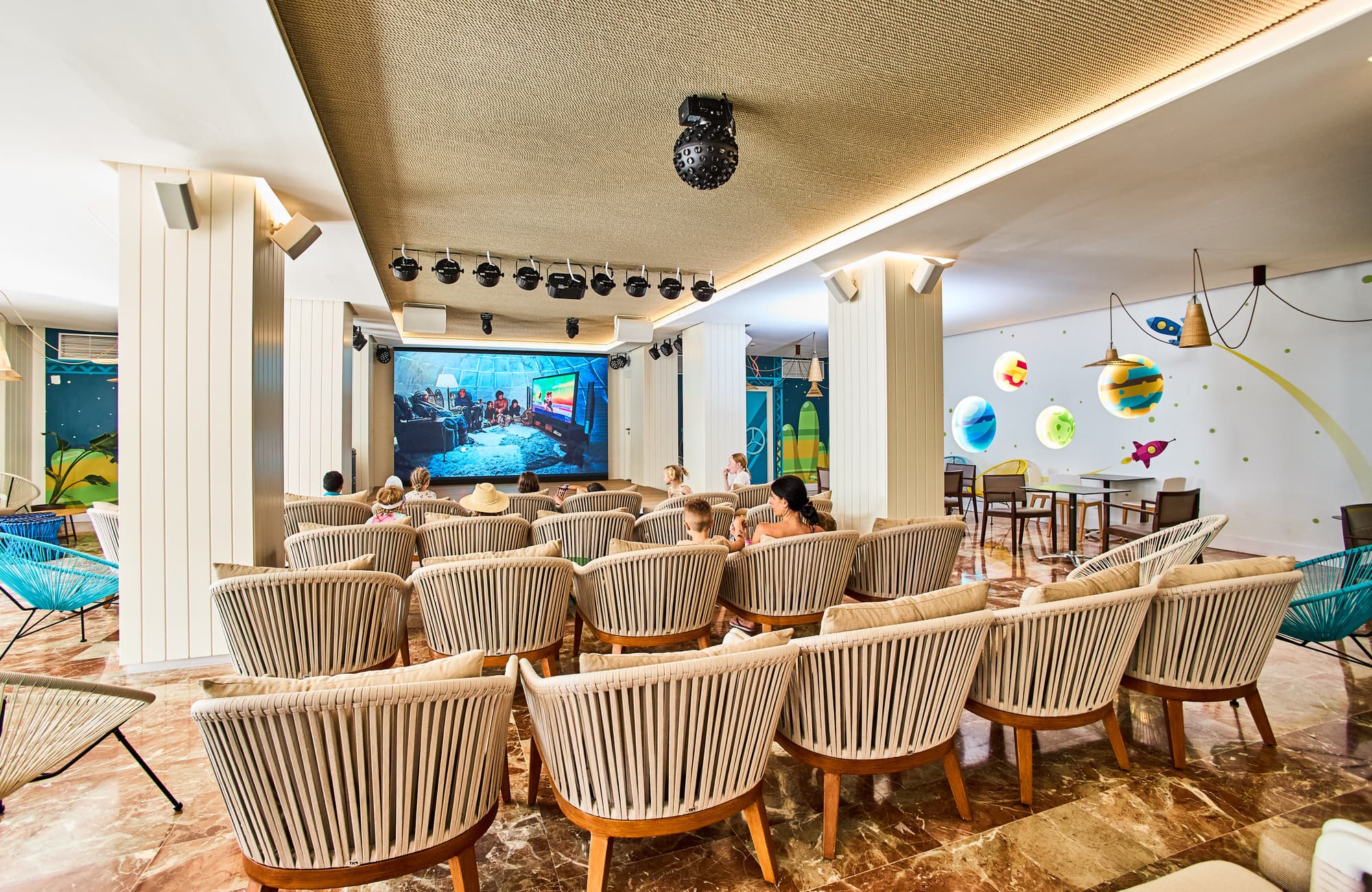 Leonardo Royal & Suites hotel Ibiza Santa Eulalia, Conferences