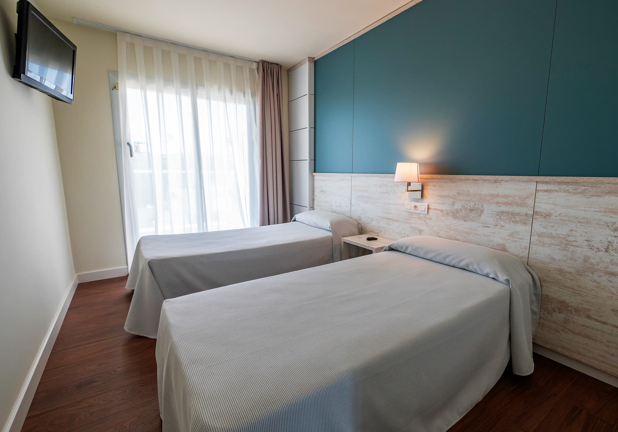 Golden Donaire Beach, Room