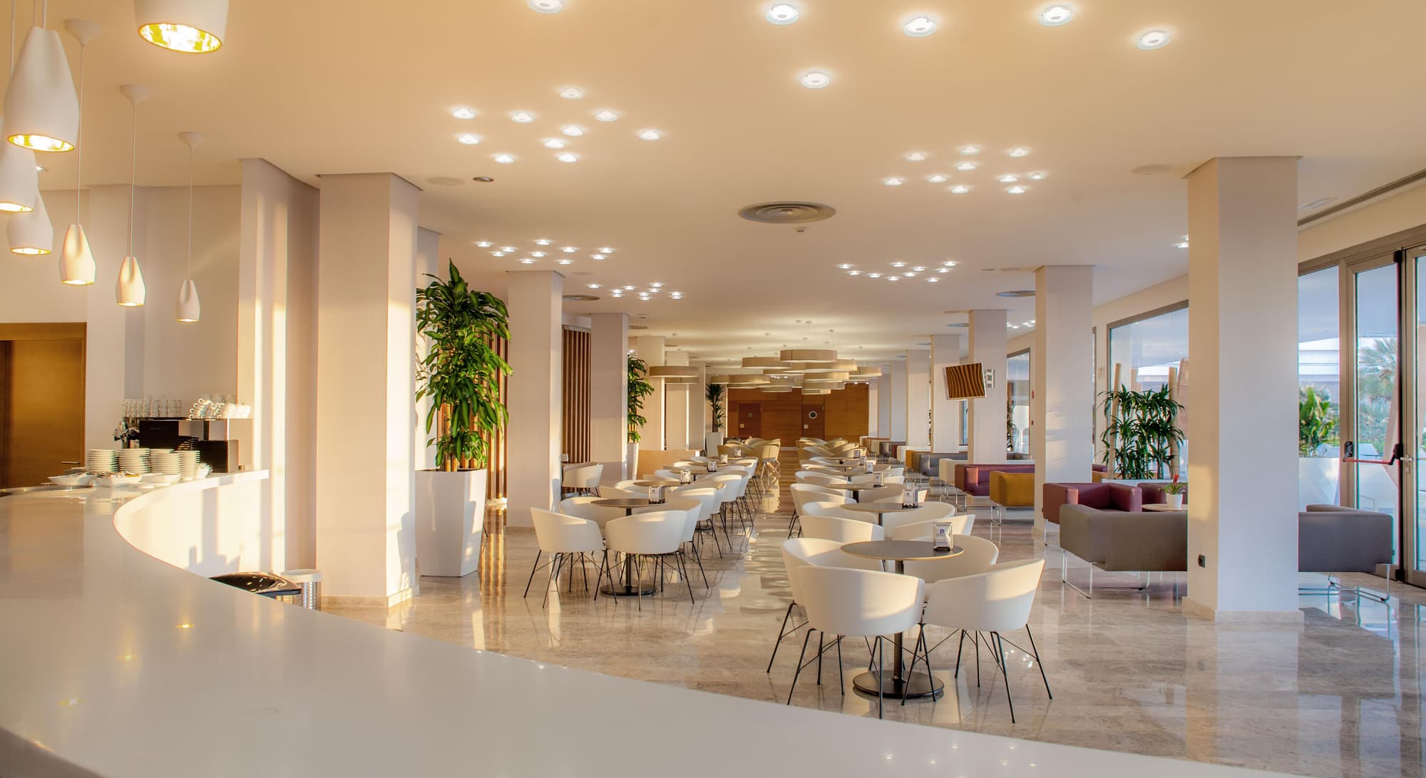 RH Bayren & Spa, Bar