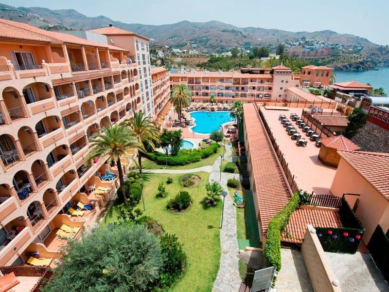 Bahia Tropical, Pool