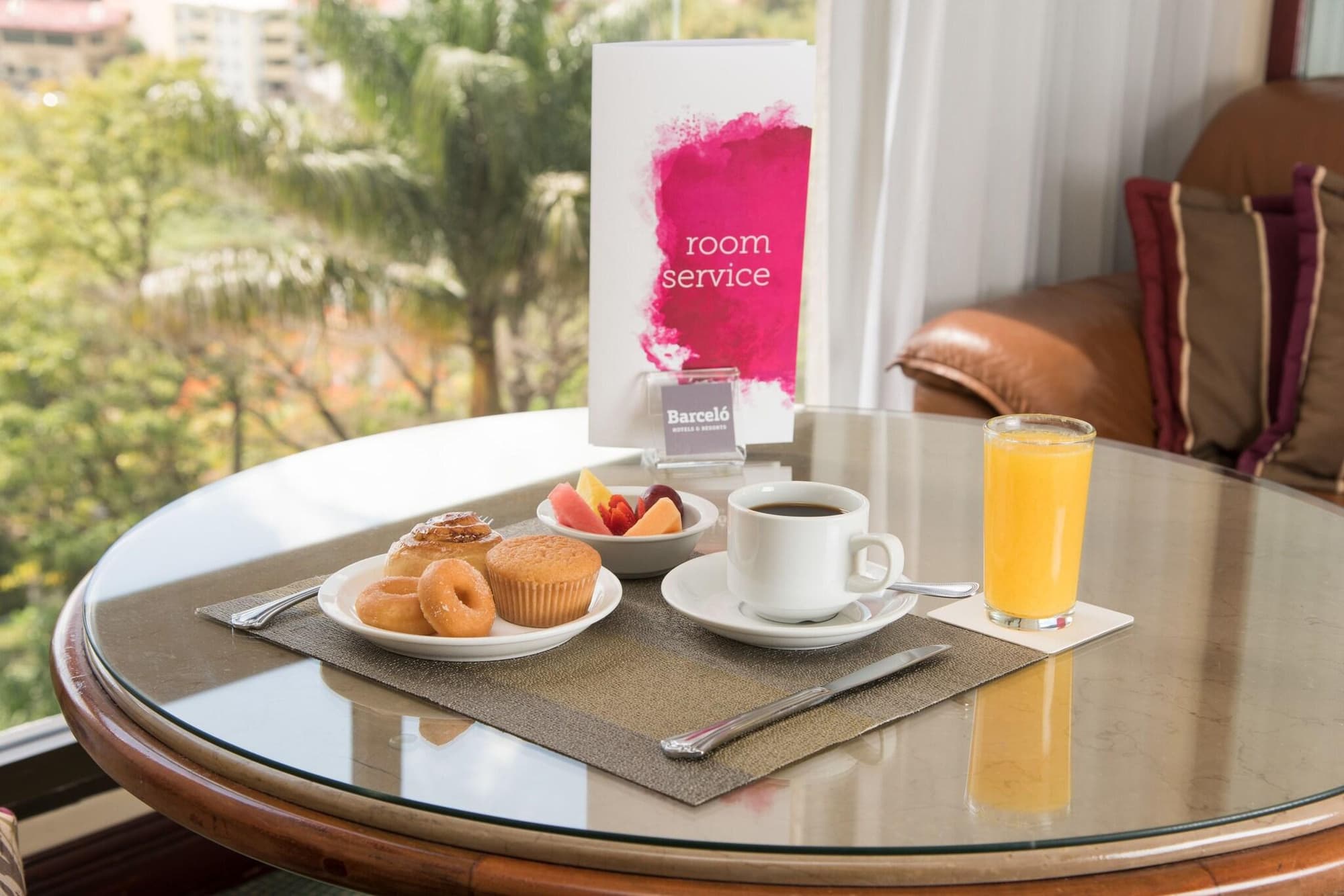 Barcelo San Jose, Room