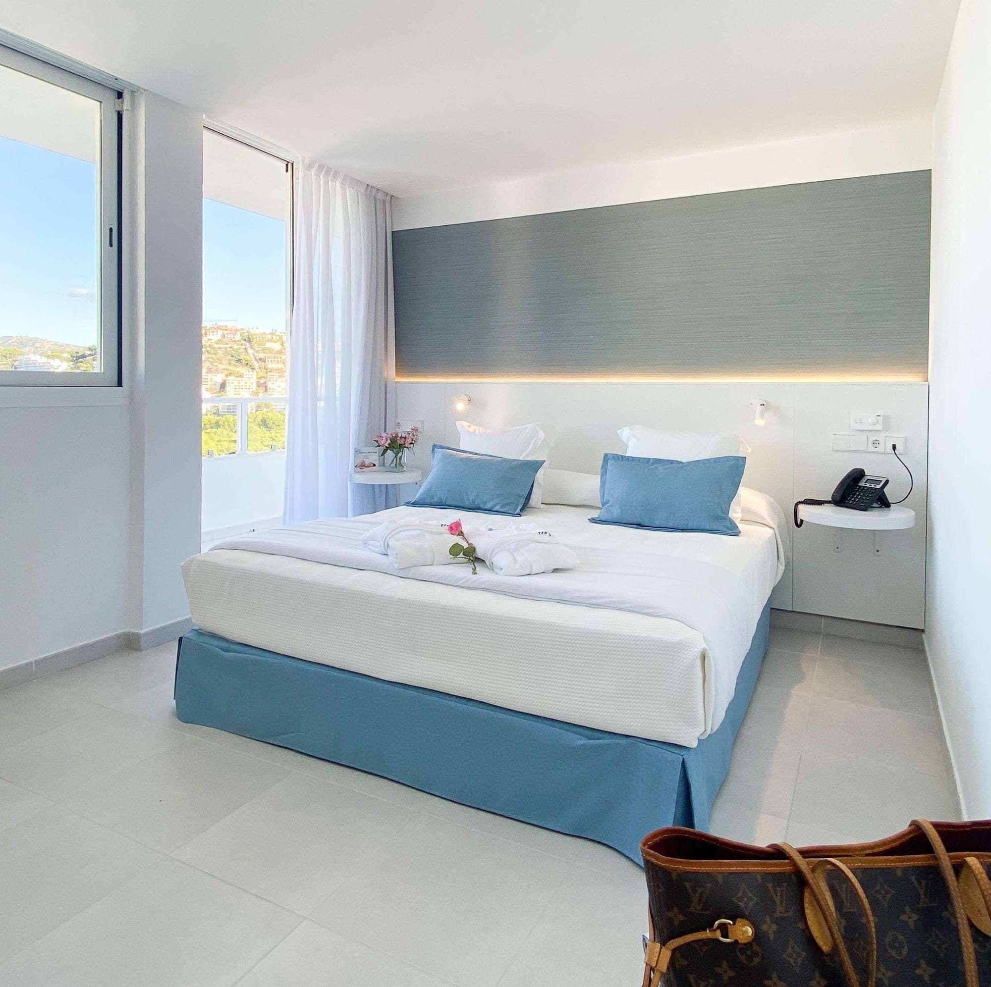 Reverence Life Hotel, Room