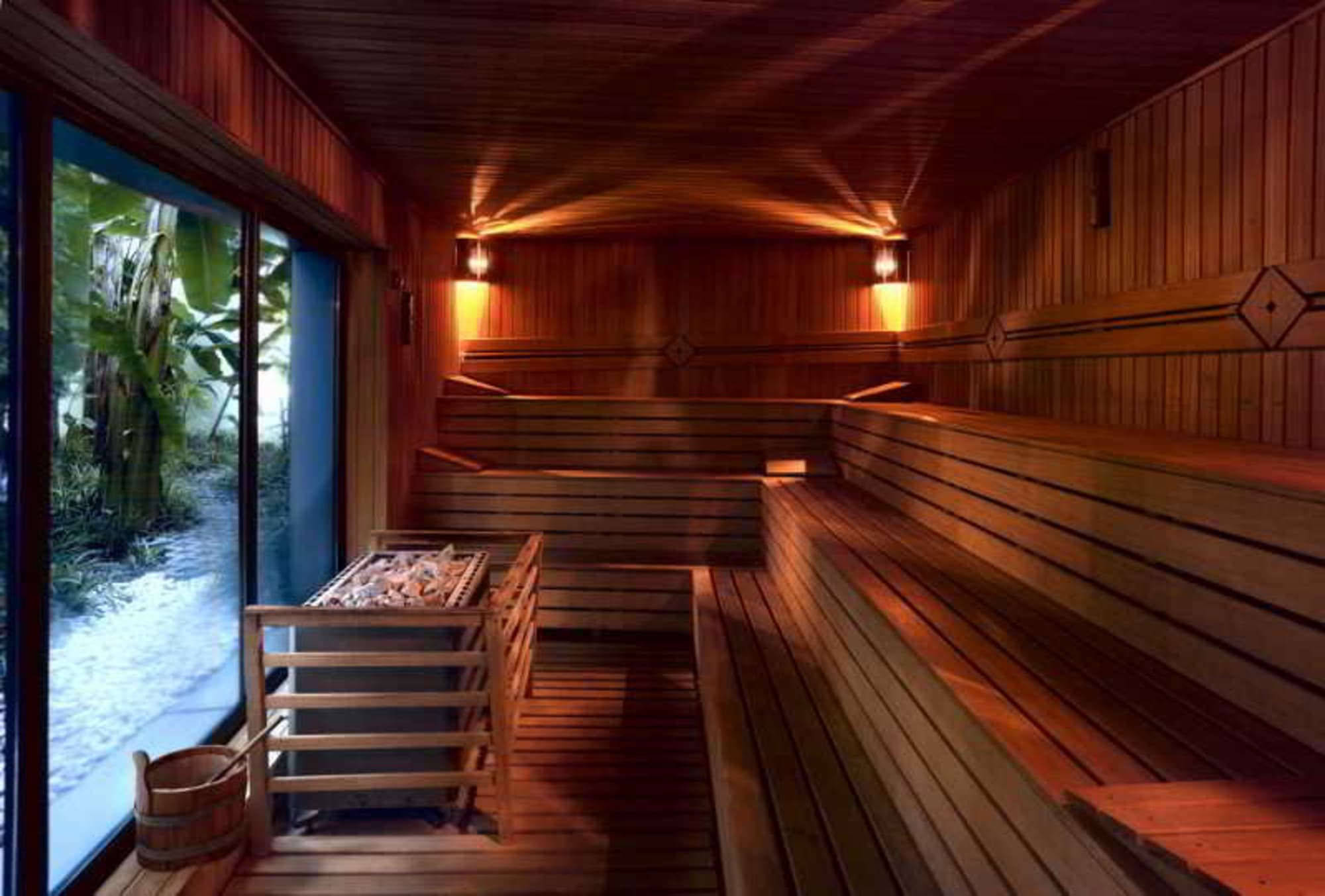 PALOMA SENCIA  BELEK, Sports and Entertainment