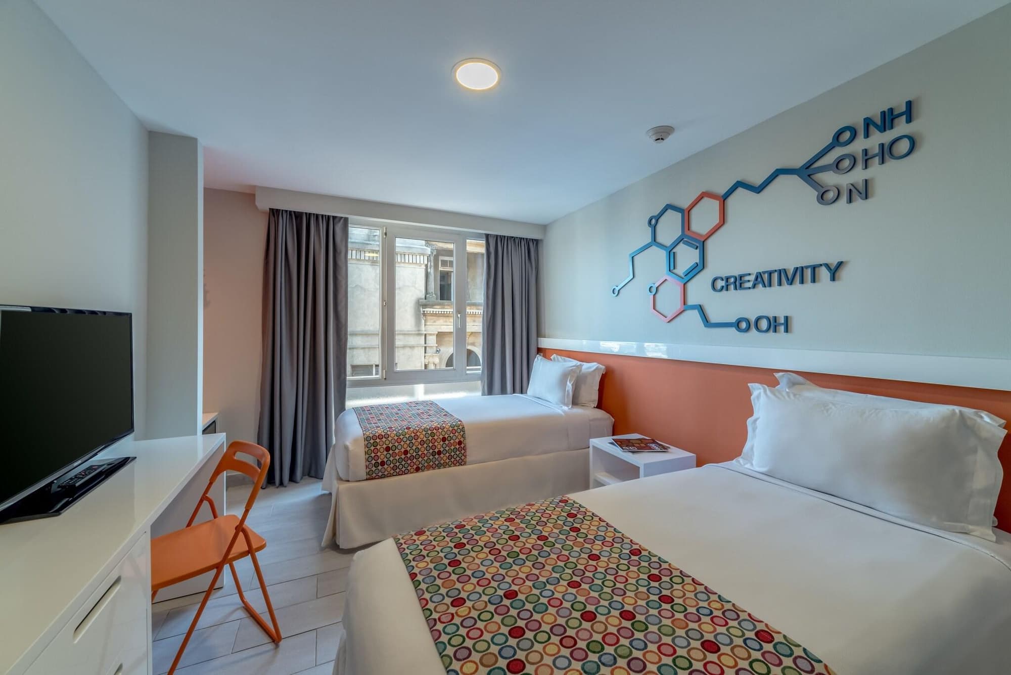 Novus Plaza Hodelpa, General view