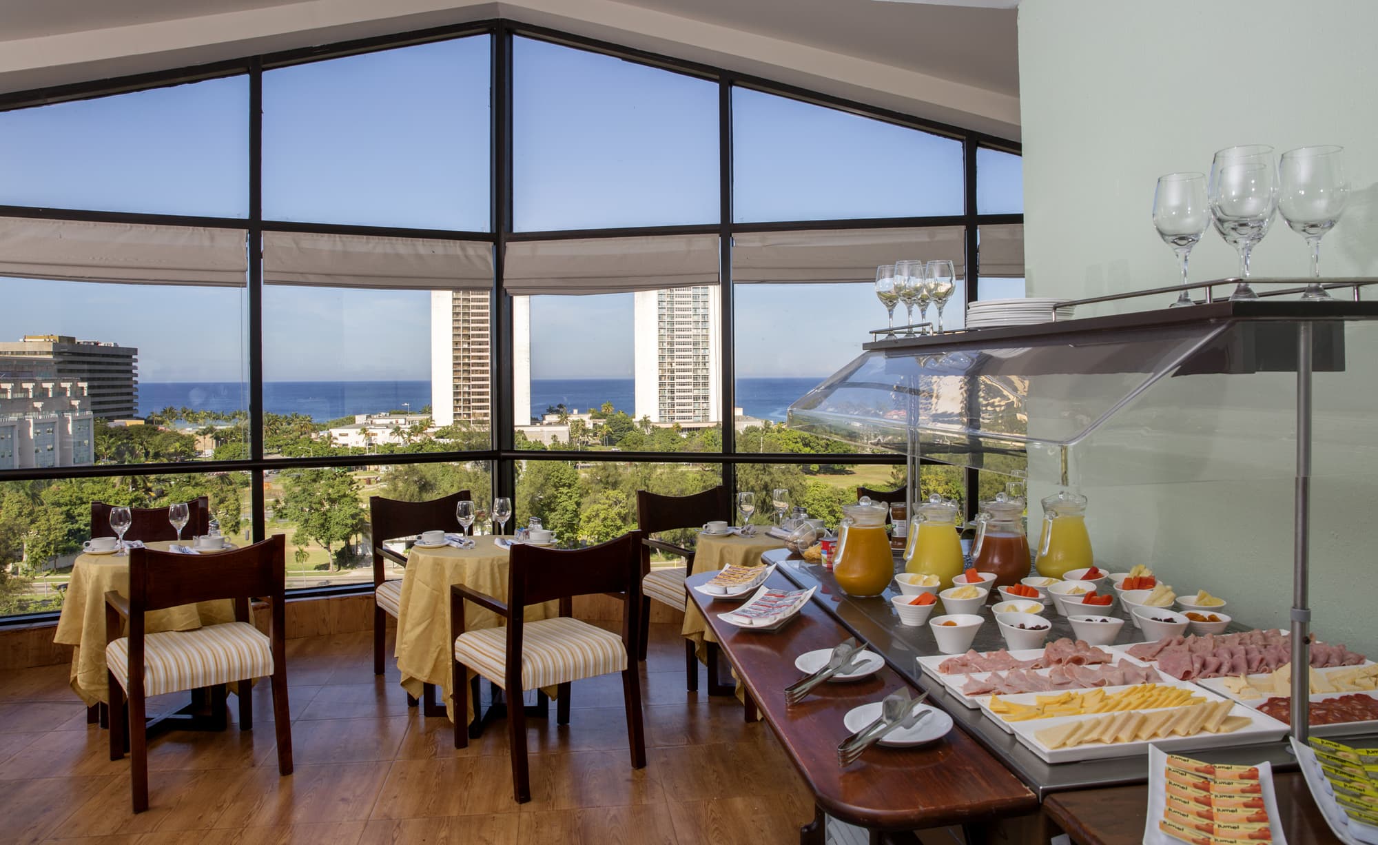 Memories Miramar Habana, Restaurant