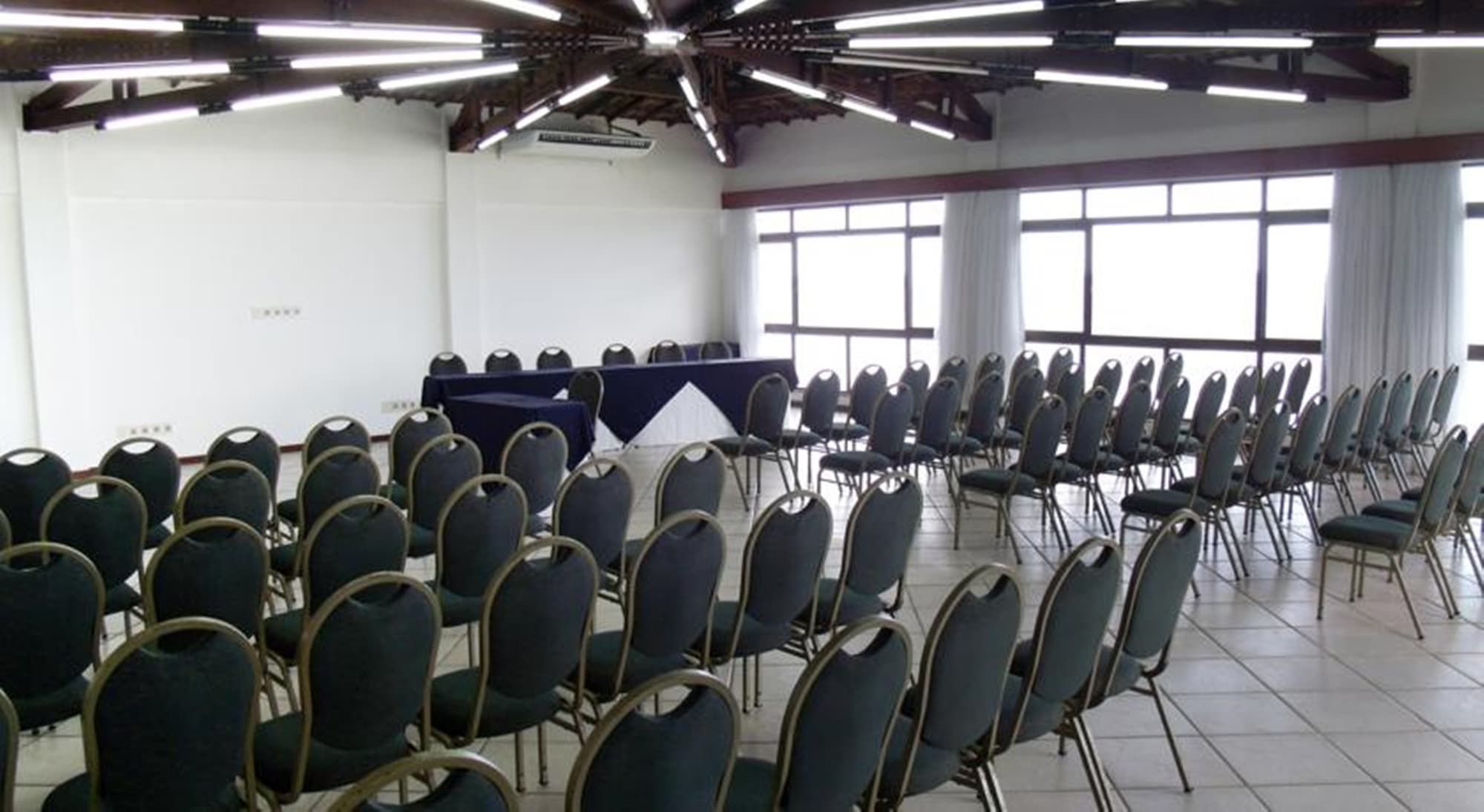 Catussaba Resort, Conferences