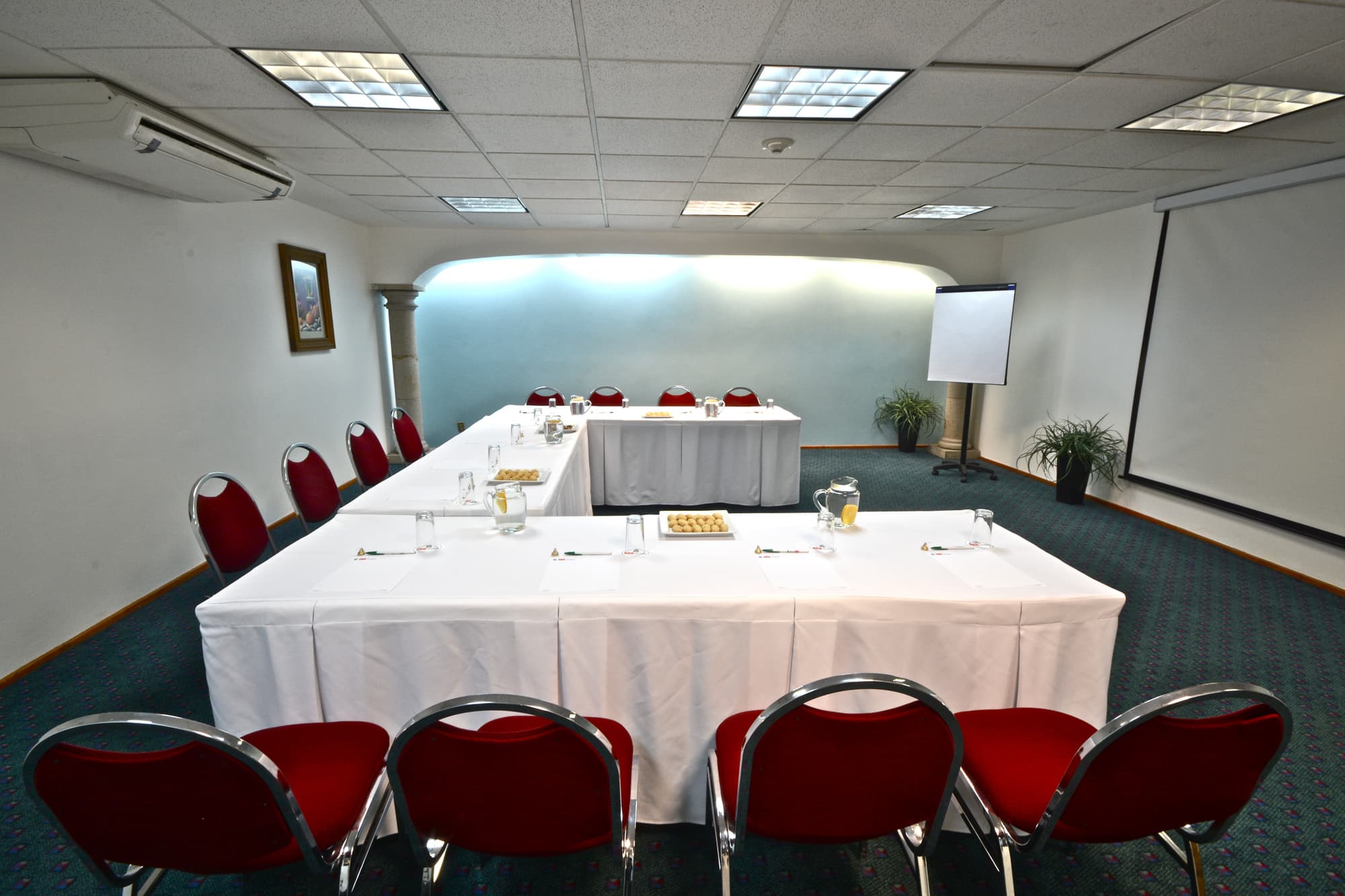 Suites PF, Conferences